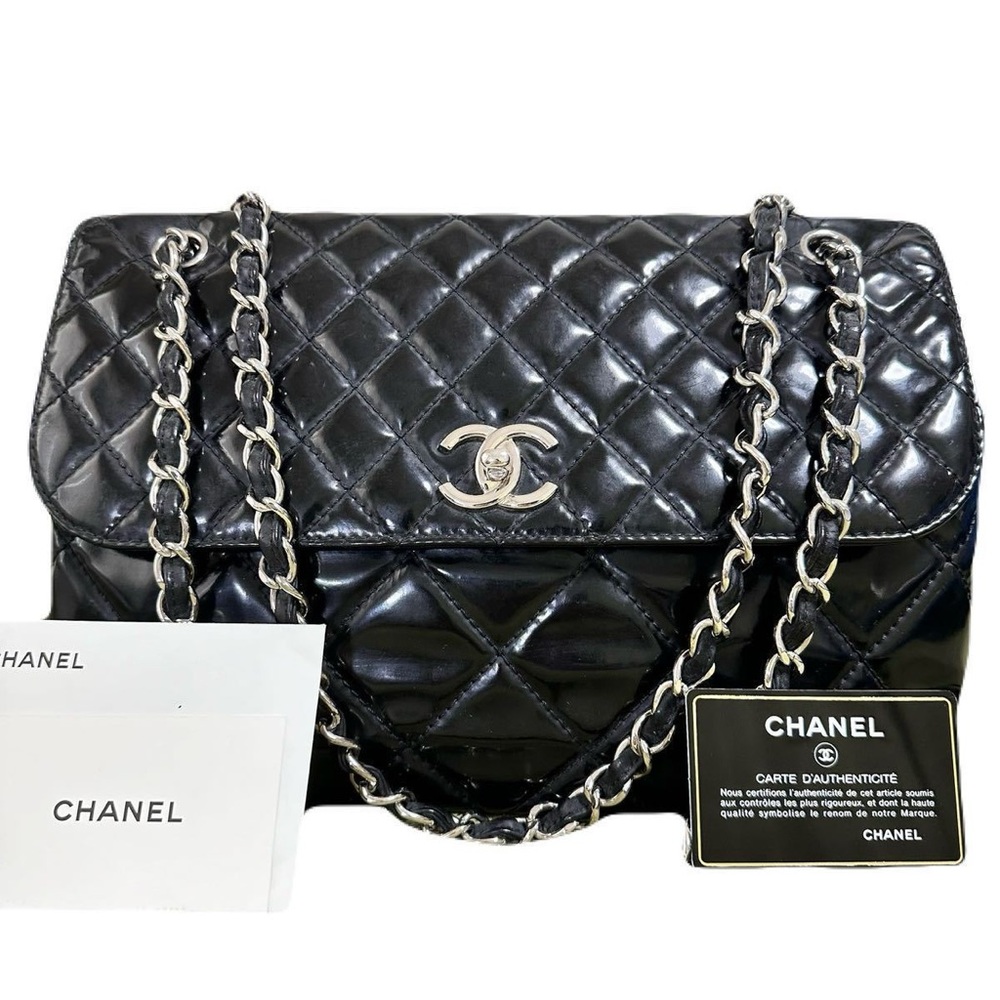 CHANEL Black and Silver large shoulder  Bag with Quilted patent black leather